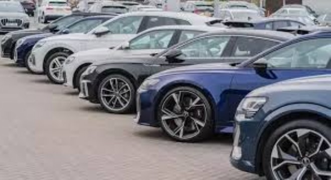 Otomobil Satışlarının Yarısı Elektrikli ve Hibritlerden Oluştu