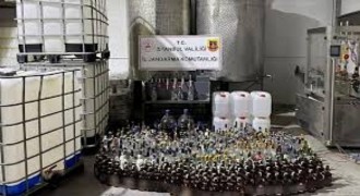 81 İlde Sahte ve Kaçak Alkole Darbe